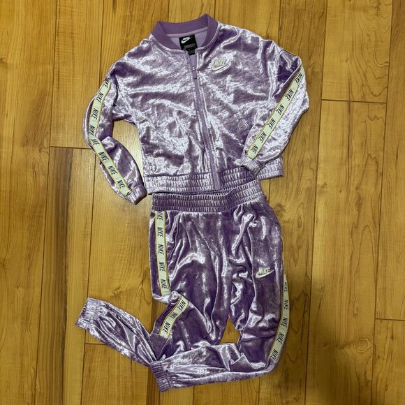 Nike Girls Lavender Crushed Velvet/Velour Sweat Suit Size S